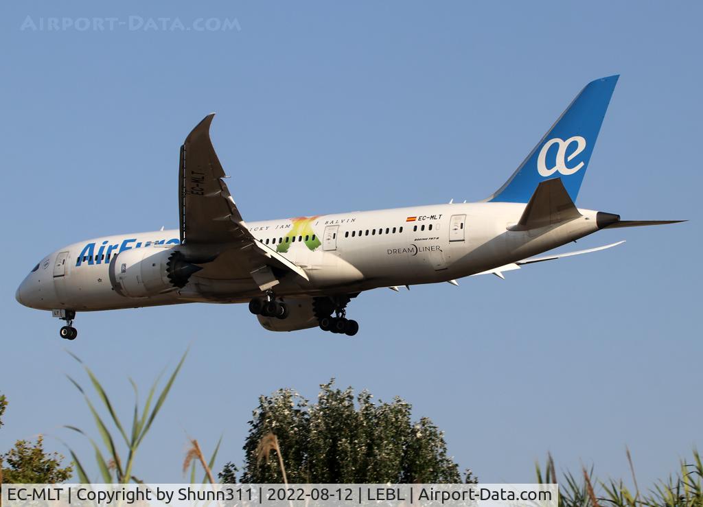 EC-MLT, 2016 Boeing 787-8 Dreamliner C/N 36414, Landing rwy 24R with additional special patch...