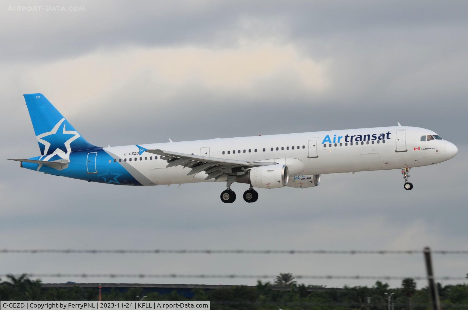 C-GEZD, 2009 Airbus A321-211 C/N 4099, Air Transat A321 landing