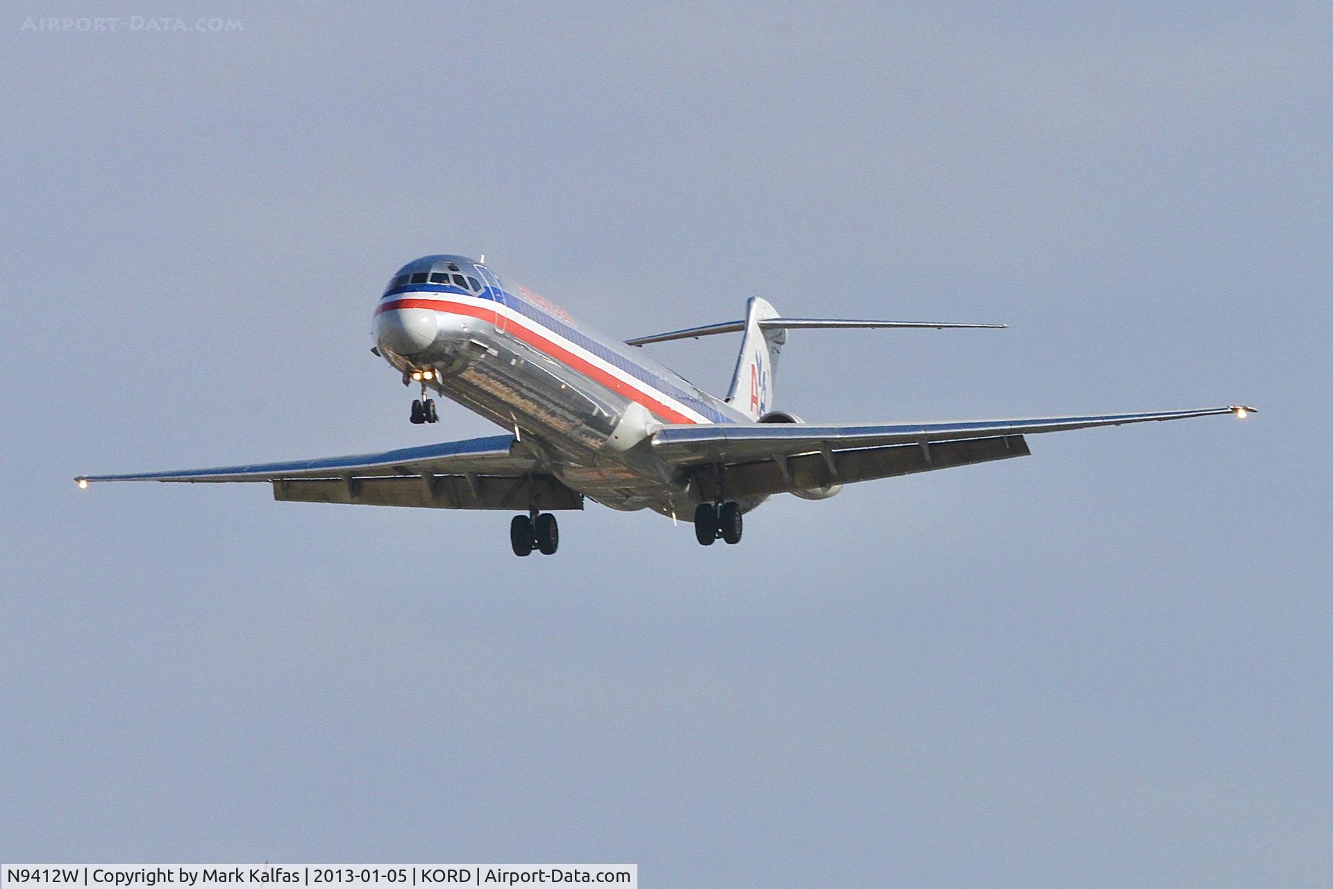 N9412W, 1995 McDonnell Douglas MD-83 (DC-9-83) C/N 53187, American Airlines McDonnell Douglas MD-83, N9412W 4WV, on approach KORD