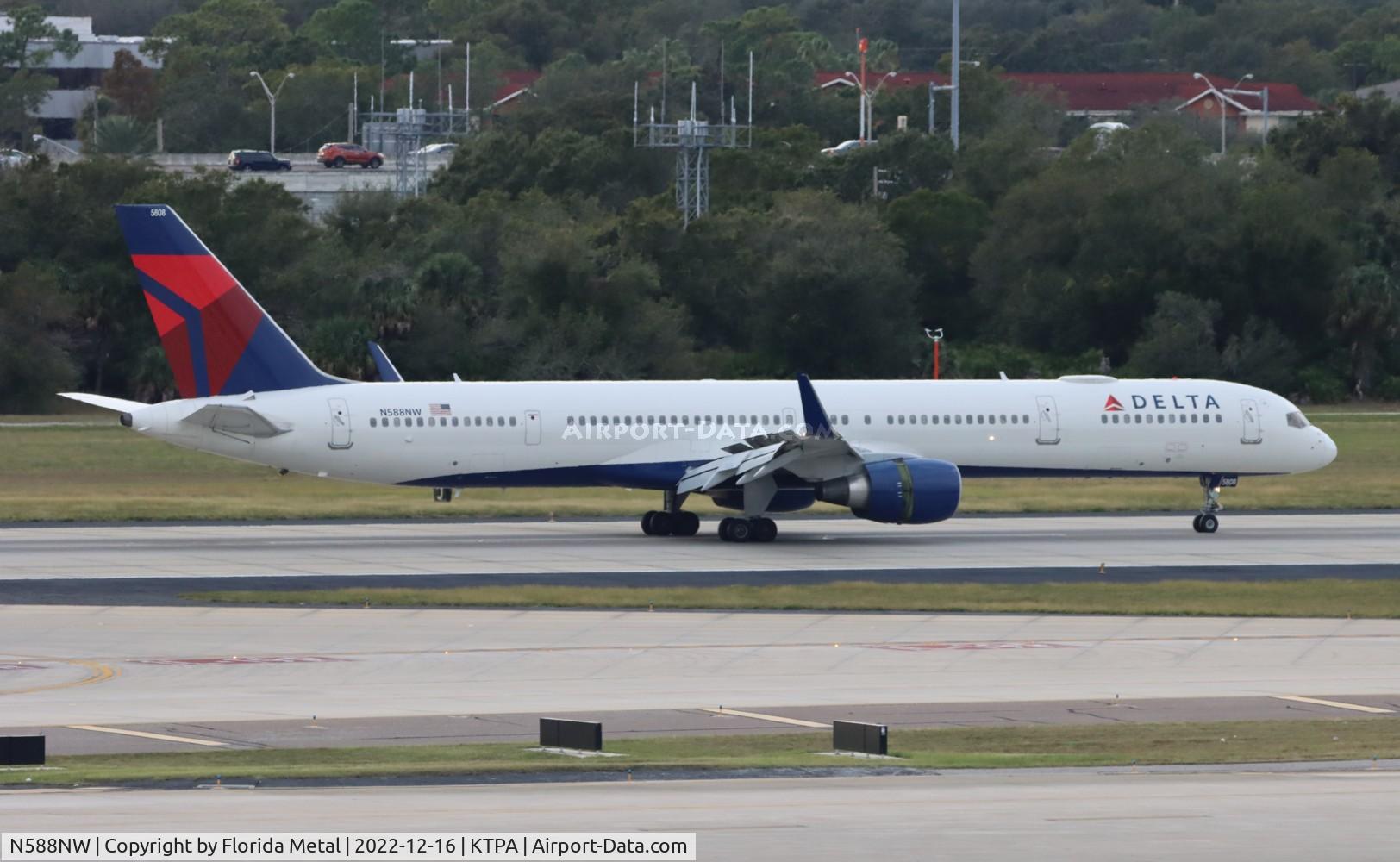 N588NW, 2003 Boeing 757-351 C/N 32988, DAL 753 zx