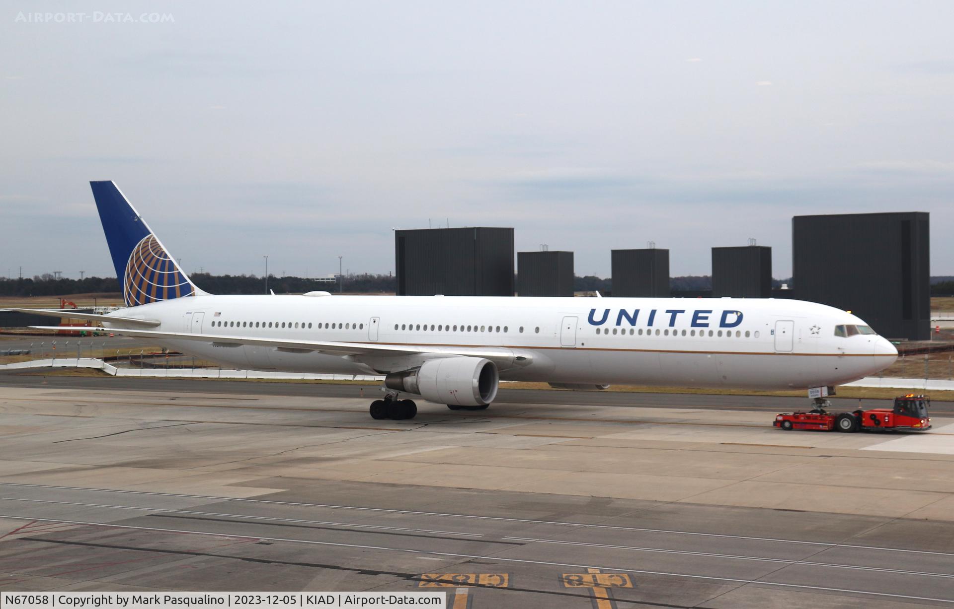 N67058, 2002 Boeing 767-424/ER C/N 29453, Boeing 767-424/ER