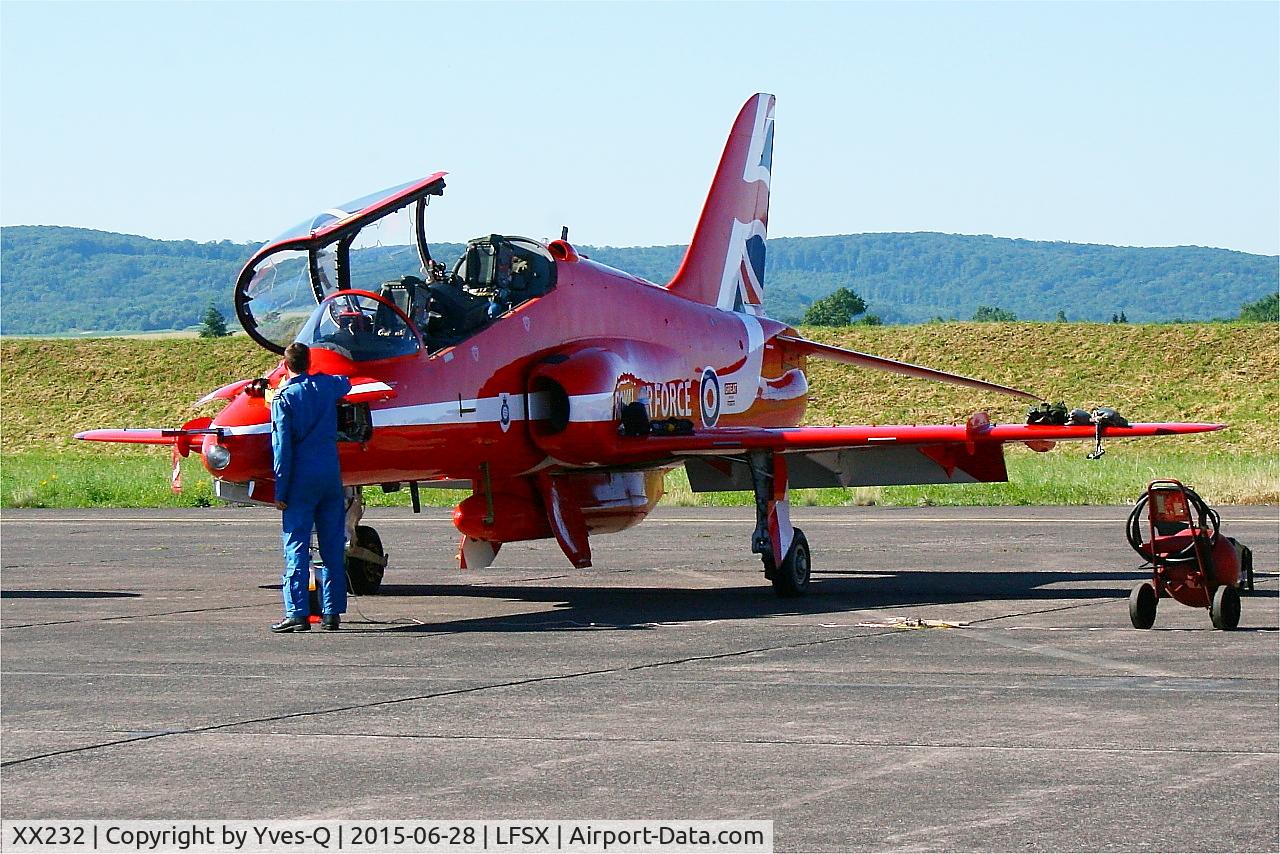 XX232, 1978 Hawker Siddeley Hawk T.1 C/N 068/312068, Red Arrows Hawker Siddeley Hawk T.1, Static display, Luxeuil-St Sauveur Air Base 116 (LFSX)