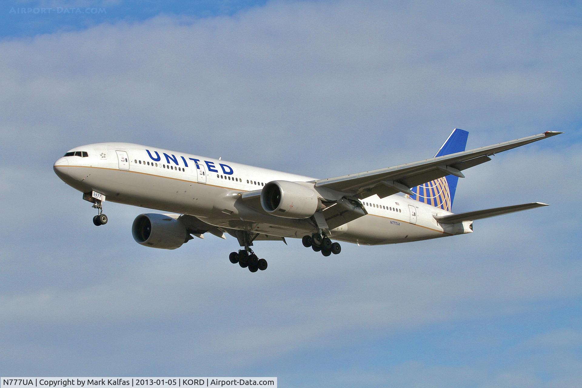 N777UA, 1995 Boeing 777-222 C/N 26916, United Airlines B772 Boeing 777-222 N777UA KORD