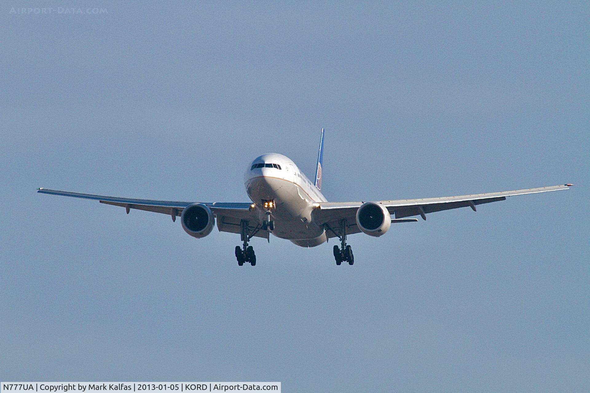N777UA, 1995 Boeing 777-222 C/N 26916, United Airlines B772 Boeing 777-222 N777UA KORD