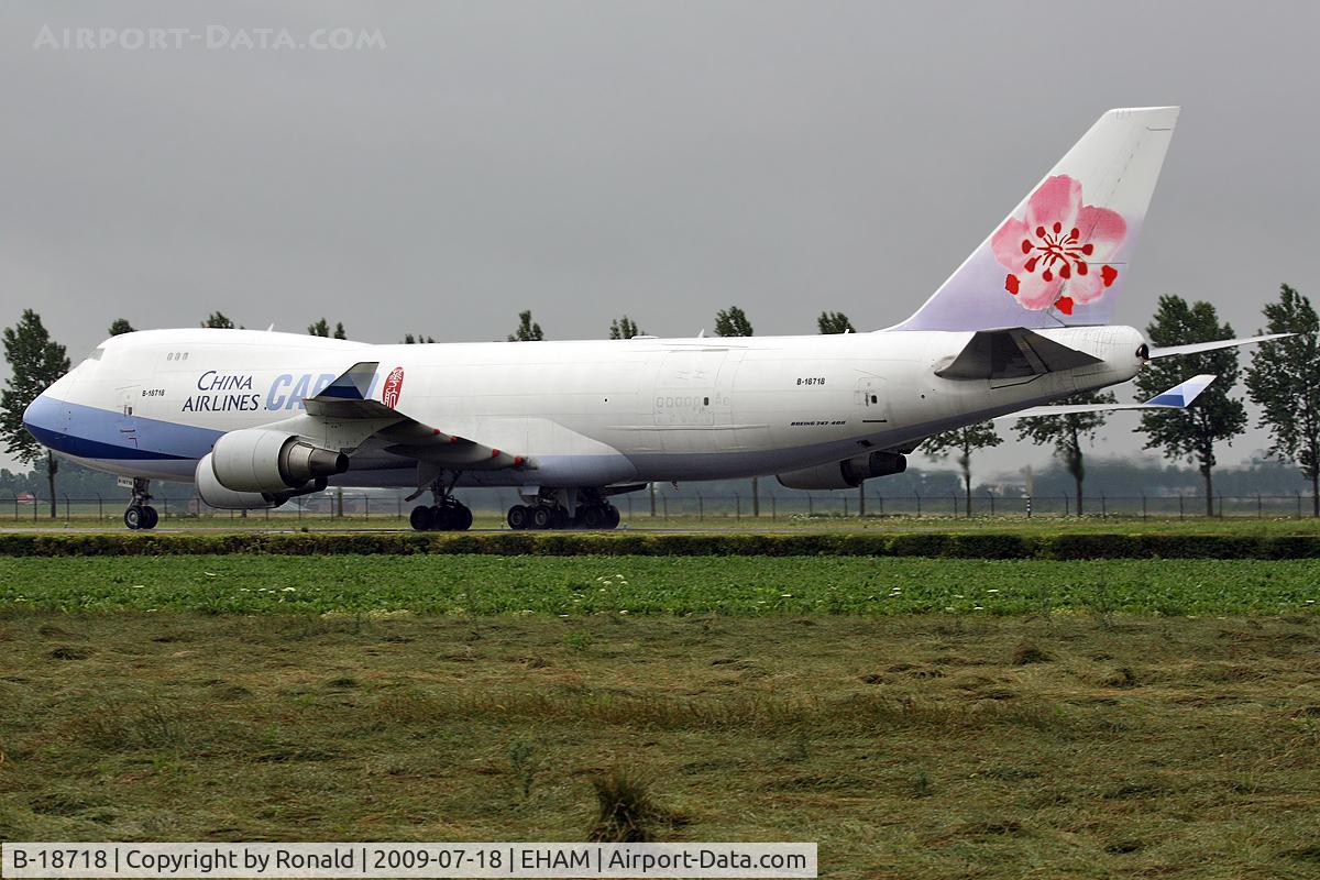 B-18718, Boeing 747-409F/SCD C/N 30770, at spl