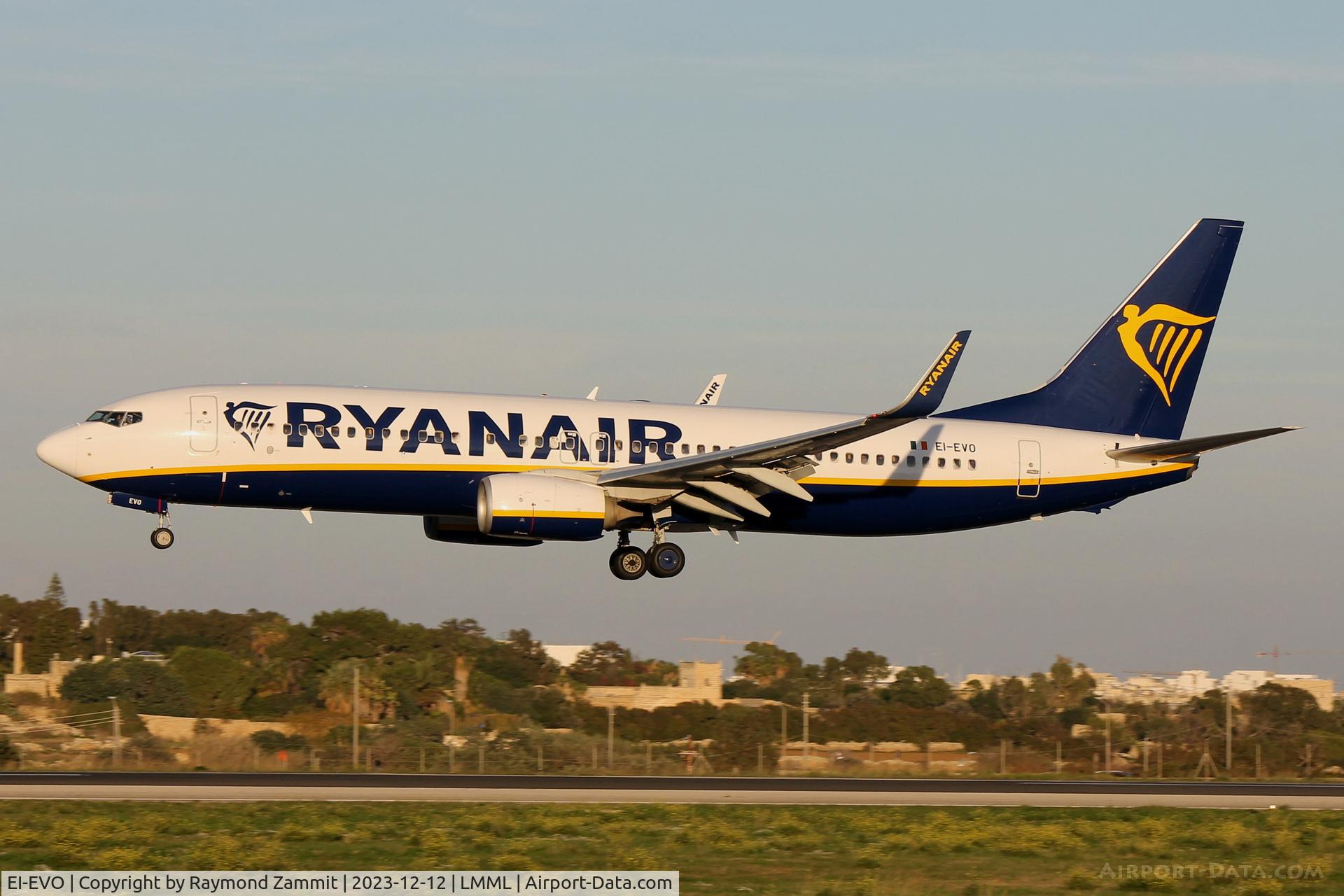 EI-EVO, 2012 Boeing 737-8AS C/N 40297, B737-800 EI-EVO Ryanair