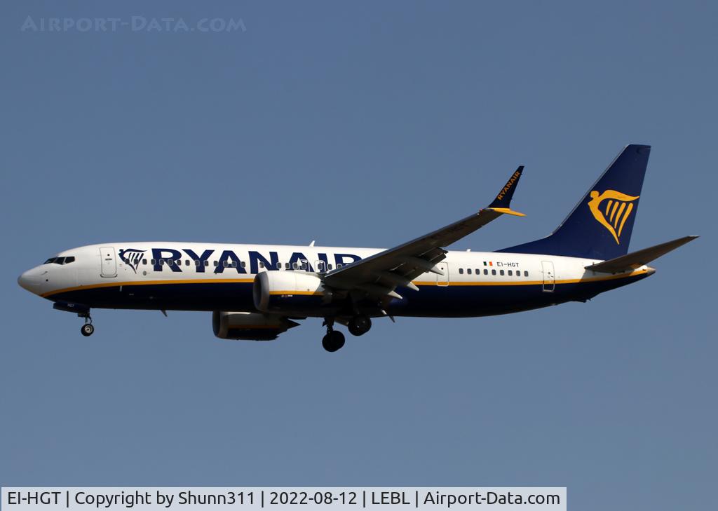 EI-HGT, 2021 Boeing 737-8-200 MAX C/N 65083, Landing rwy 24R