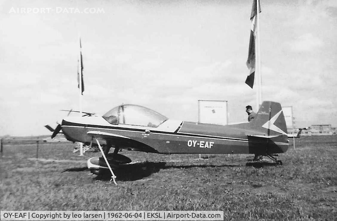 OY-EAF, Binder CP-301S Smaragd C/N 111, Skovlunde 4.6.1962