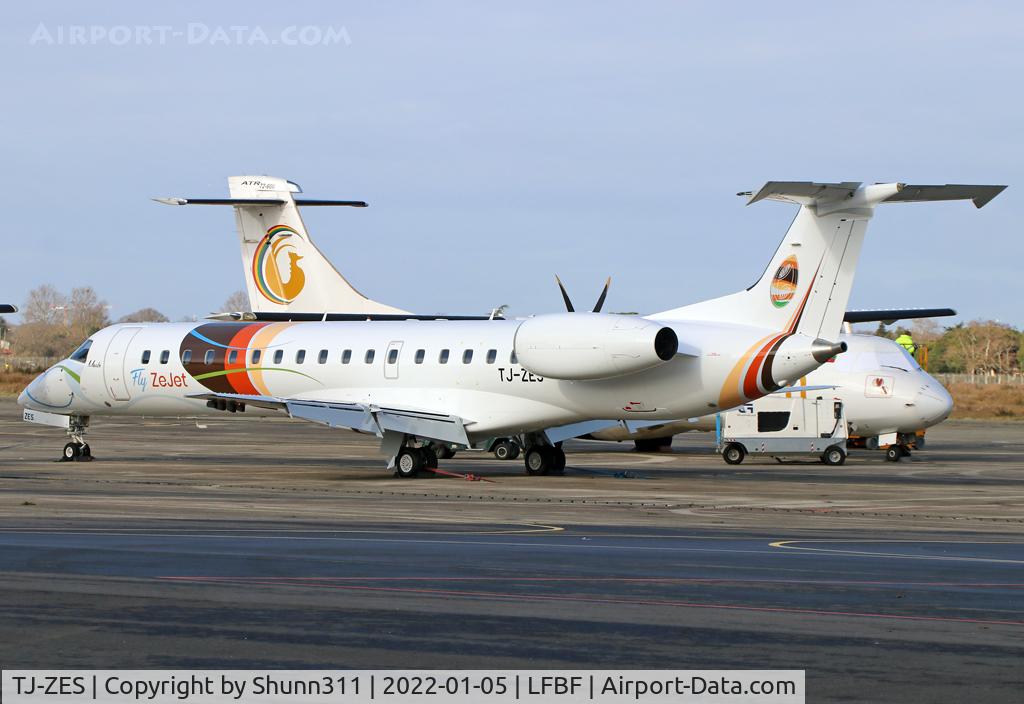 TJ-ZES, 2002 Embraer ERJ-145LR (EMB-145LR) C/N 145668, Parked... Waiting his delivery...