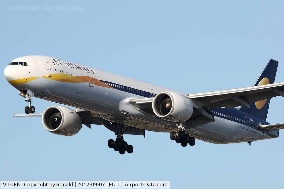 VT-JEK, 2008 Boeing 777-35R C/N 35165/696, at lhr