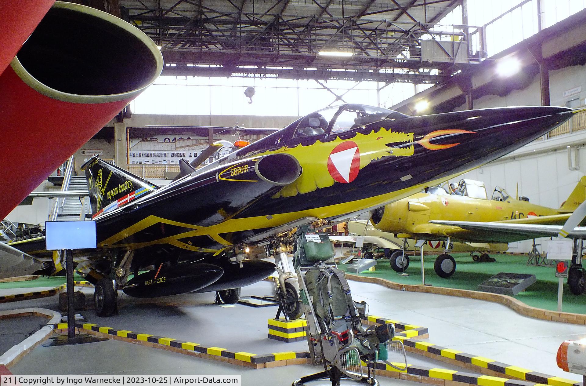 21, Saab J-35Oe MkII Draken C/N 35-1421, SAAB J35Oe Mk II Draken at the Militärluftfahrt-Museum (Museum of Austrian Military Aviation), Zeltweg