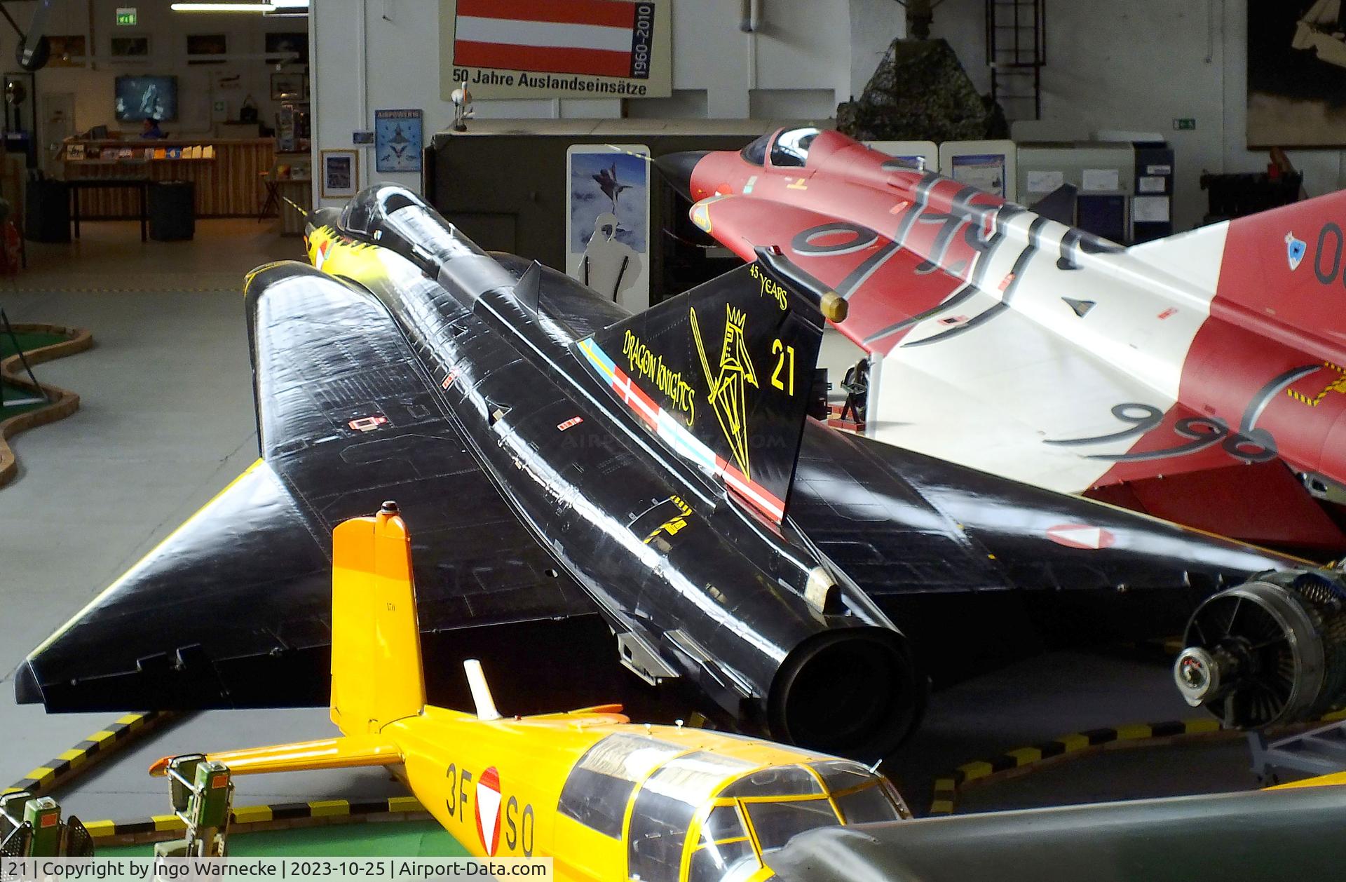 21, Saab J-35Oe MkII Draken C/N 35-1421, SAAB J35Oe Mk II Draken at the Militärluftfahrt-Museum (Museum of Austrian Military Aviation), Zeltweg