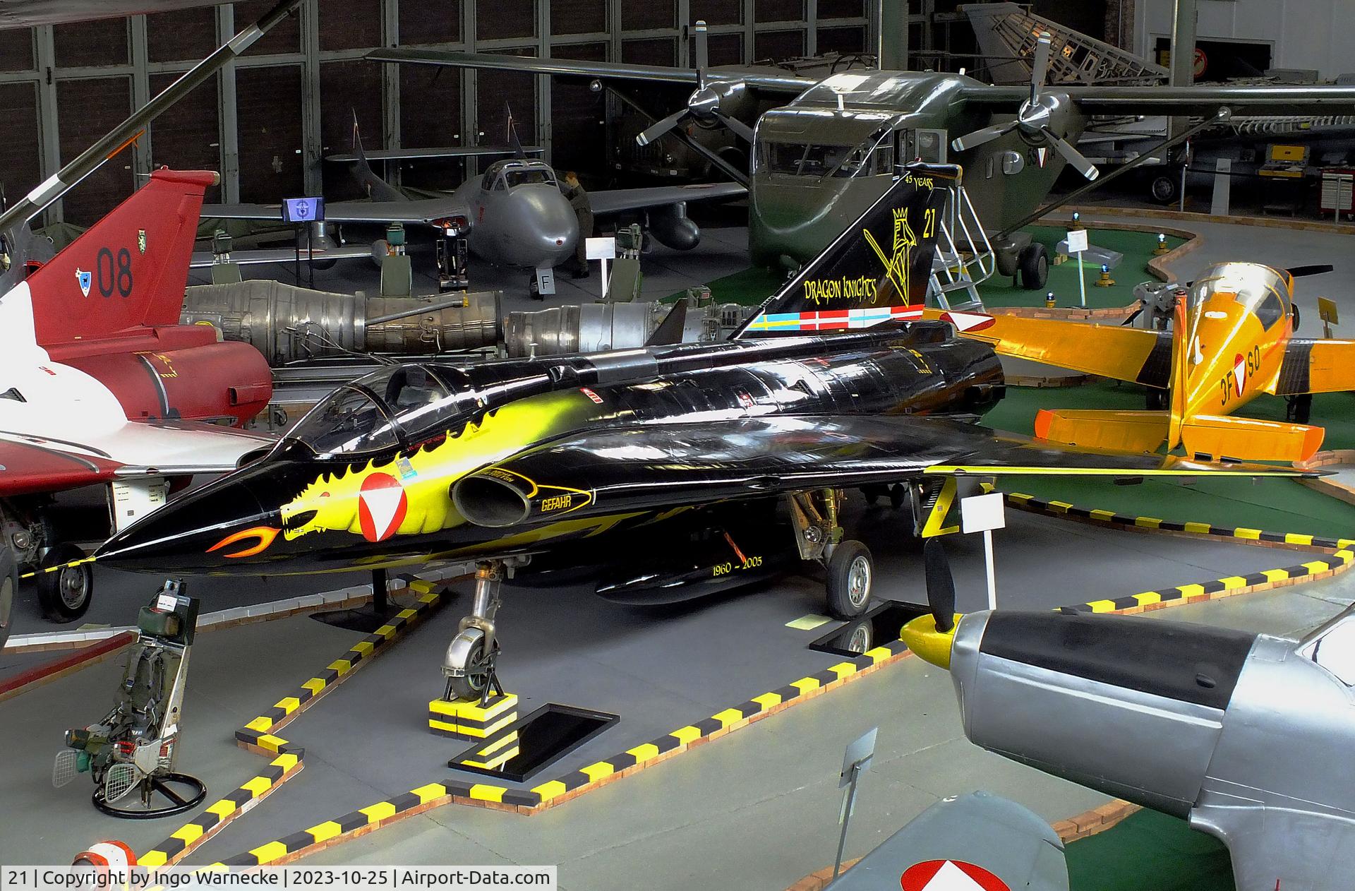 21, Saab J-35Oe MkII Draken C/N 35-1421, SAAB J35Oe Mk II Draken at the Militärluftfahrt-Museum (Museum of Austrian Military Aviation), Zeltweg