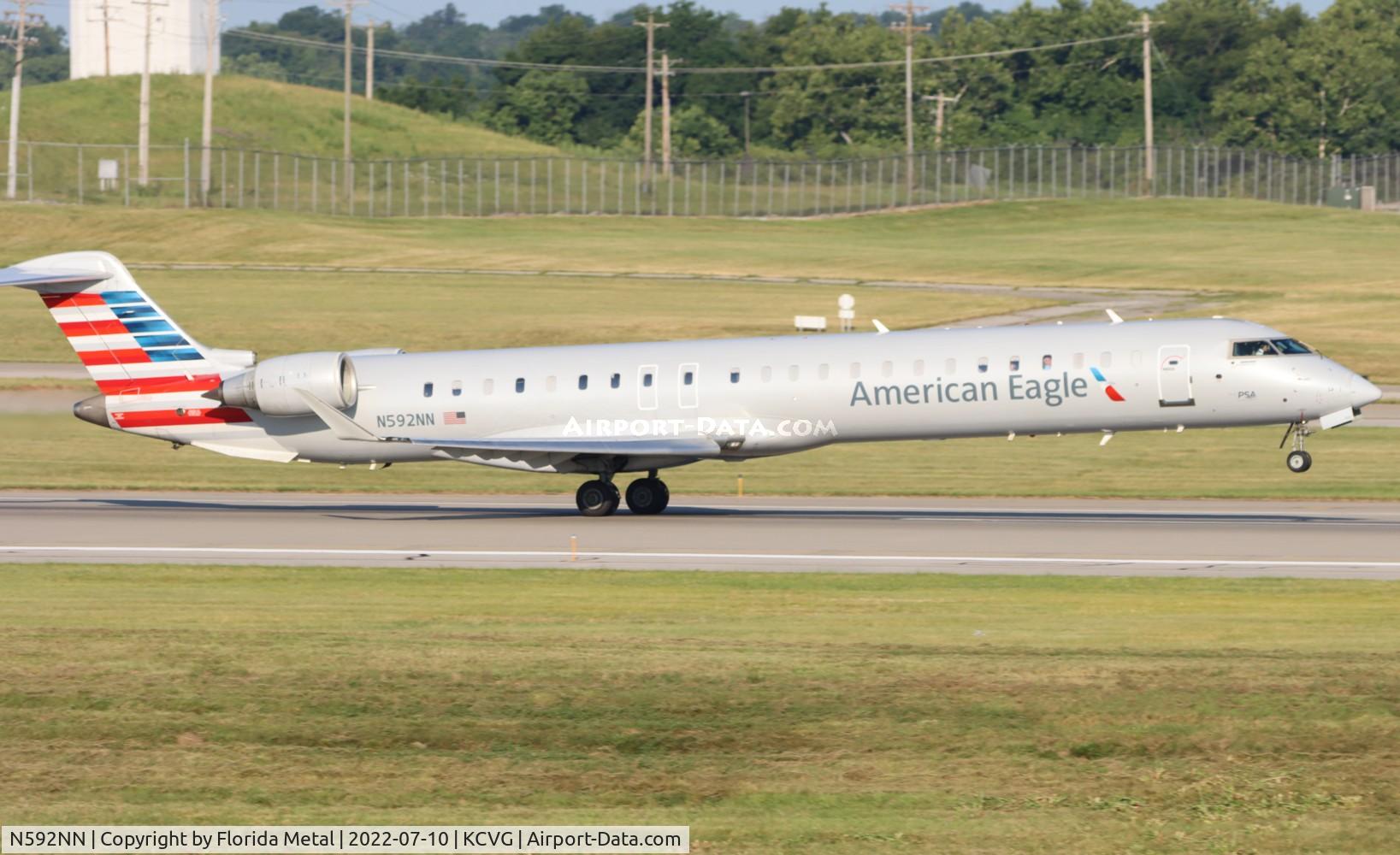 N592NN, 2016 Bombardier CRJ-900LR (CL-600-2D24) C/N 15404, PSA/AE CRJ9 zx