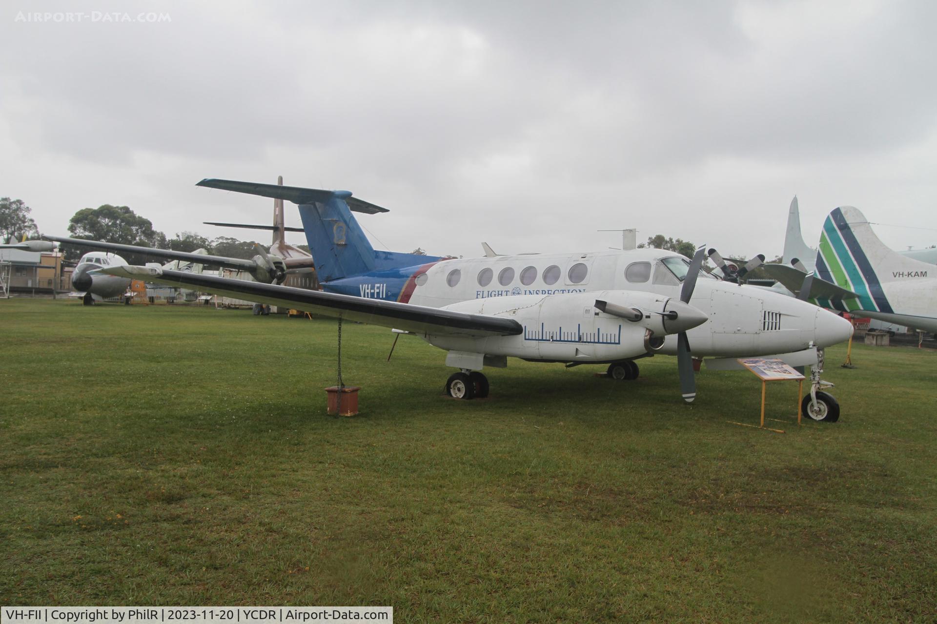 VH-FII, 2007 Diamond DA-42 Twin Star C/N 42.192, VH-FII 1980 Beech 200 Super King Air QAM Caloundra