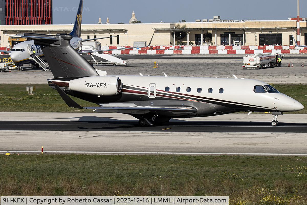9H-KFX, 2021 Embraer EMB-550 Praetor 600 C/N 55020152, Runway 31 Backtrack