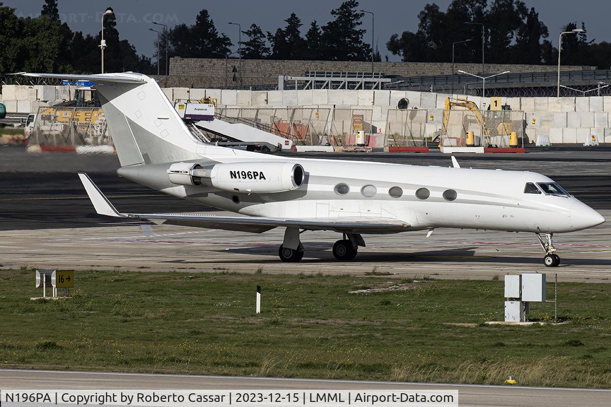 N196PA, 1981 Gulfstream American G-1159A Gulfstream III C/N 321, Park 9