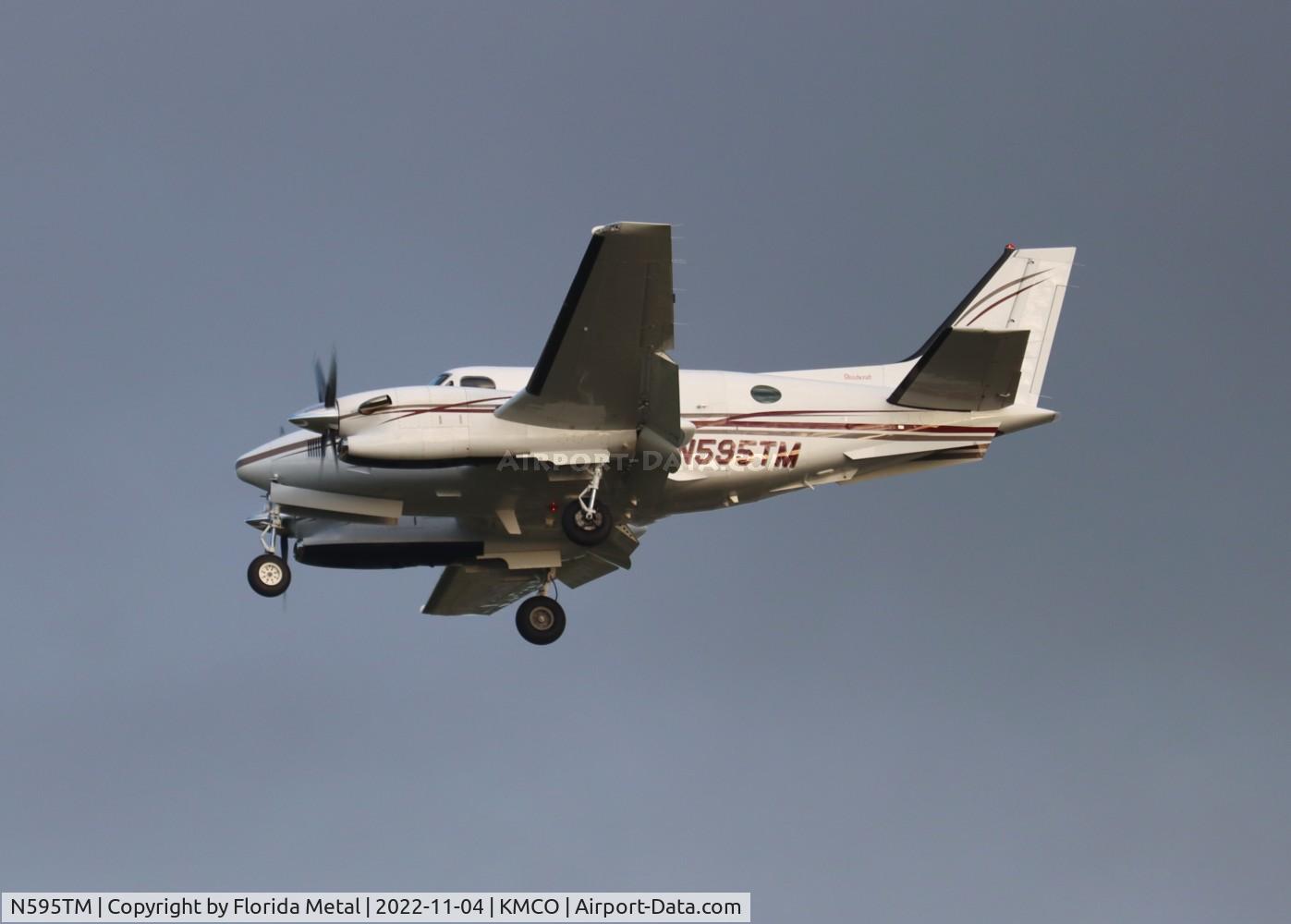 N595TM, 1990 Beech C90A King Air C/N LJ-1255, King Air C90 zx