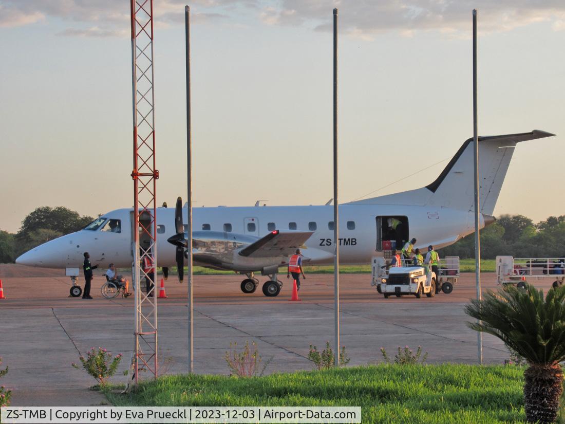 ZS-TMB, 1998 Embraer Brasilia EMB-120ER C/N 120-347, Mfuwe Airport, Zambia