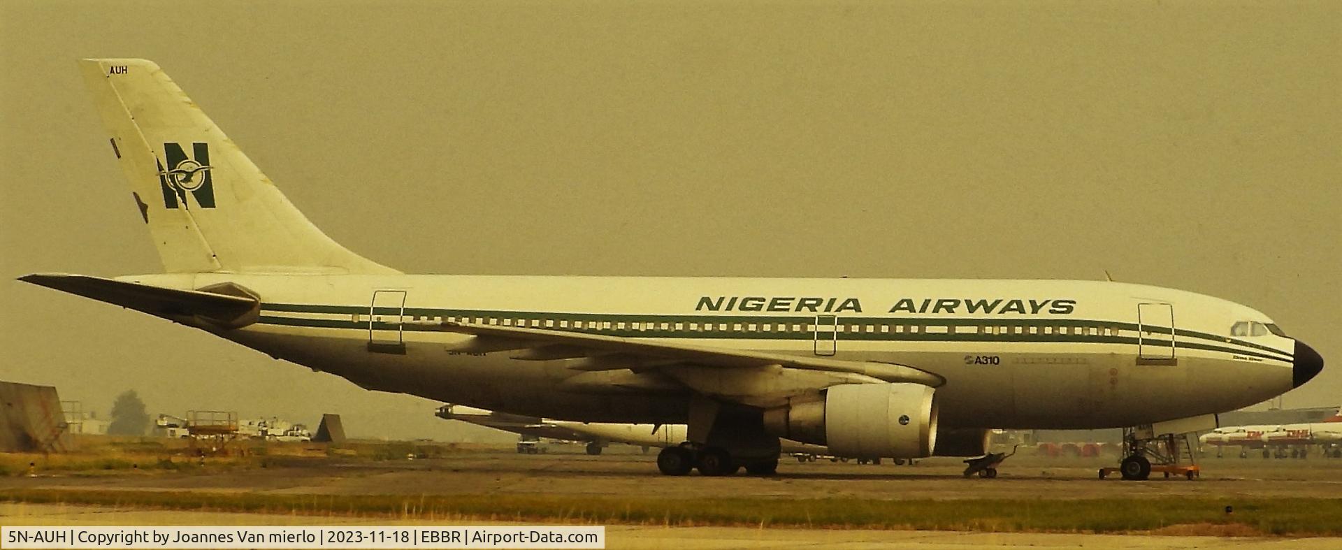 5N-AUH, 1984 Airbus A310-222 C/N 340, ex-slide