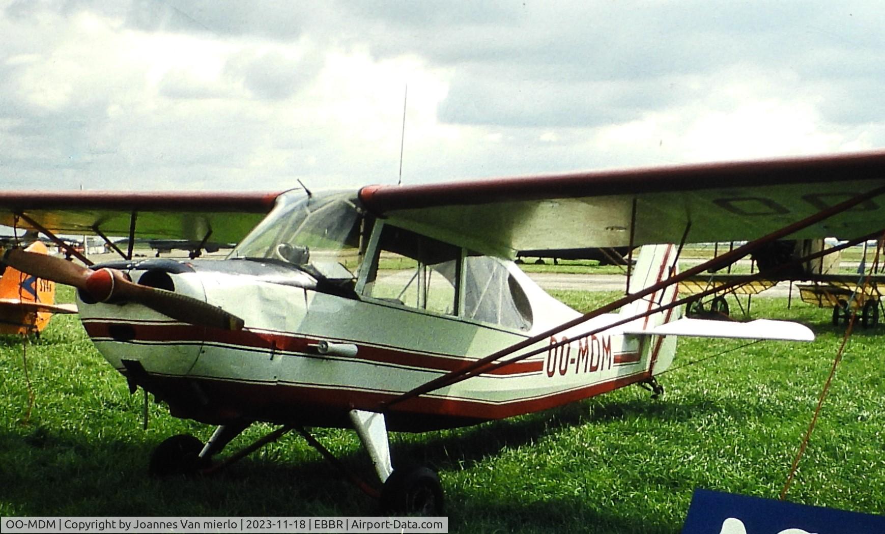 OO-MDM, 1946 Aeronca 7AC Champion C/N 7AC-3623, ex-slide