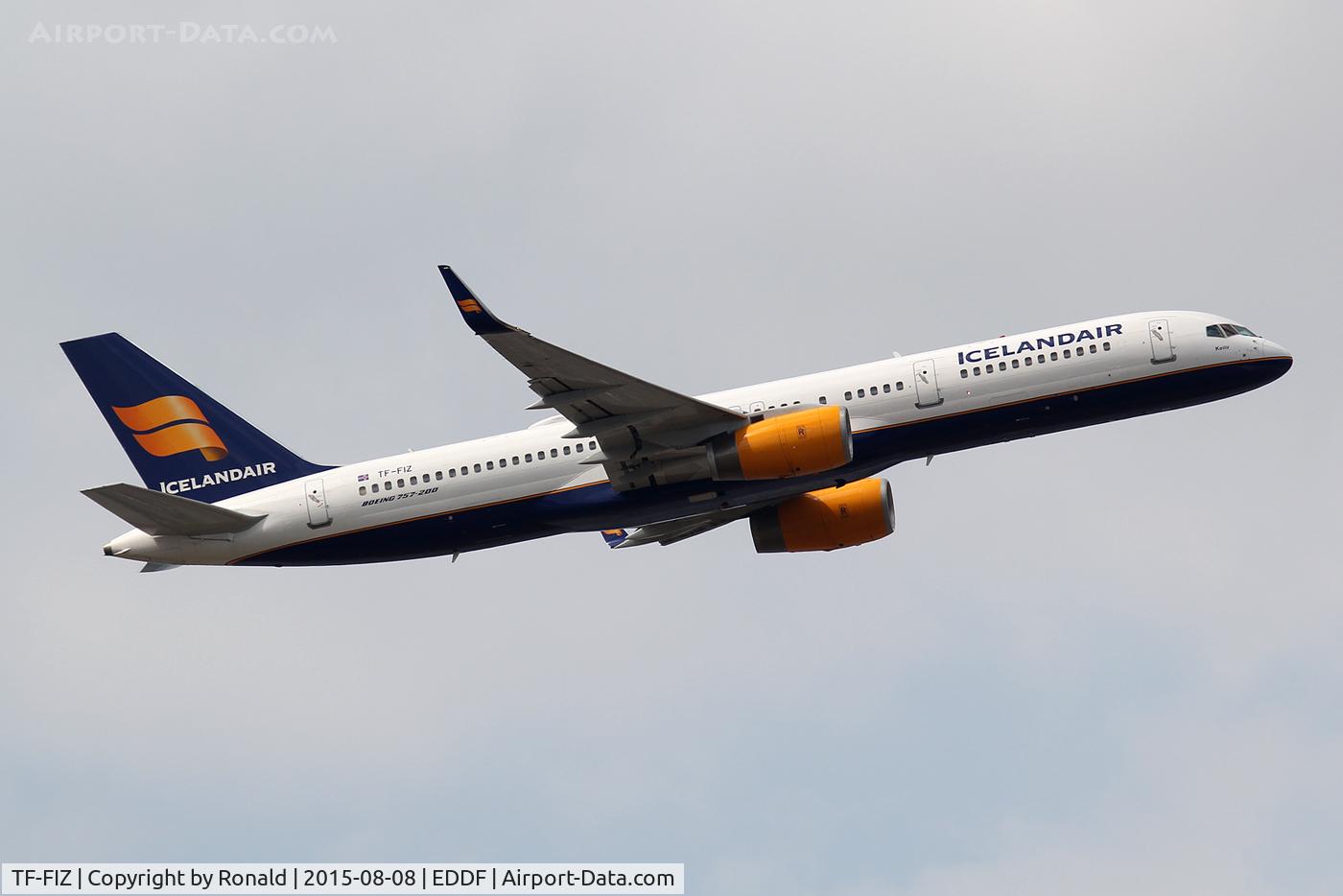 TF-FIZ, 2000 Boeing 757-256 C/N 30052, at fra