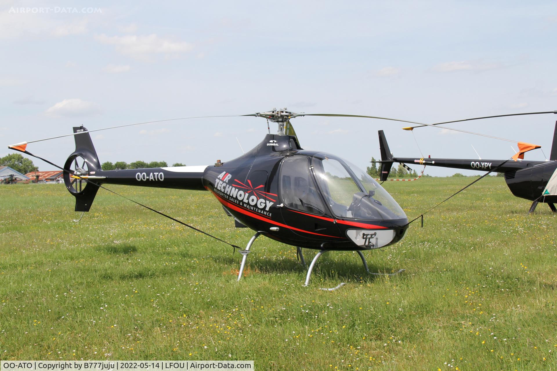 OO-ATO, 2015 Guimbal Cabri G2 C/N 1130, at Helico 2022 Cholet