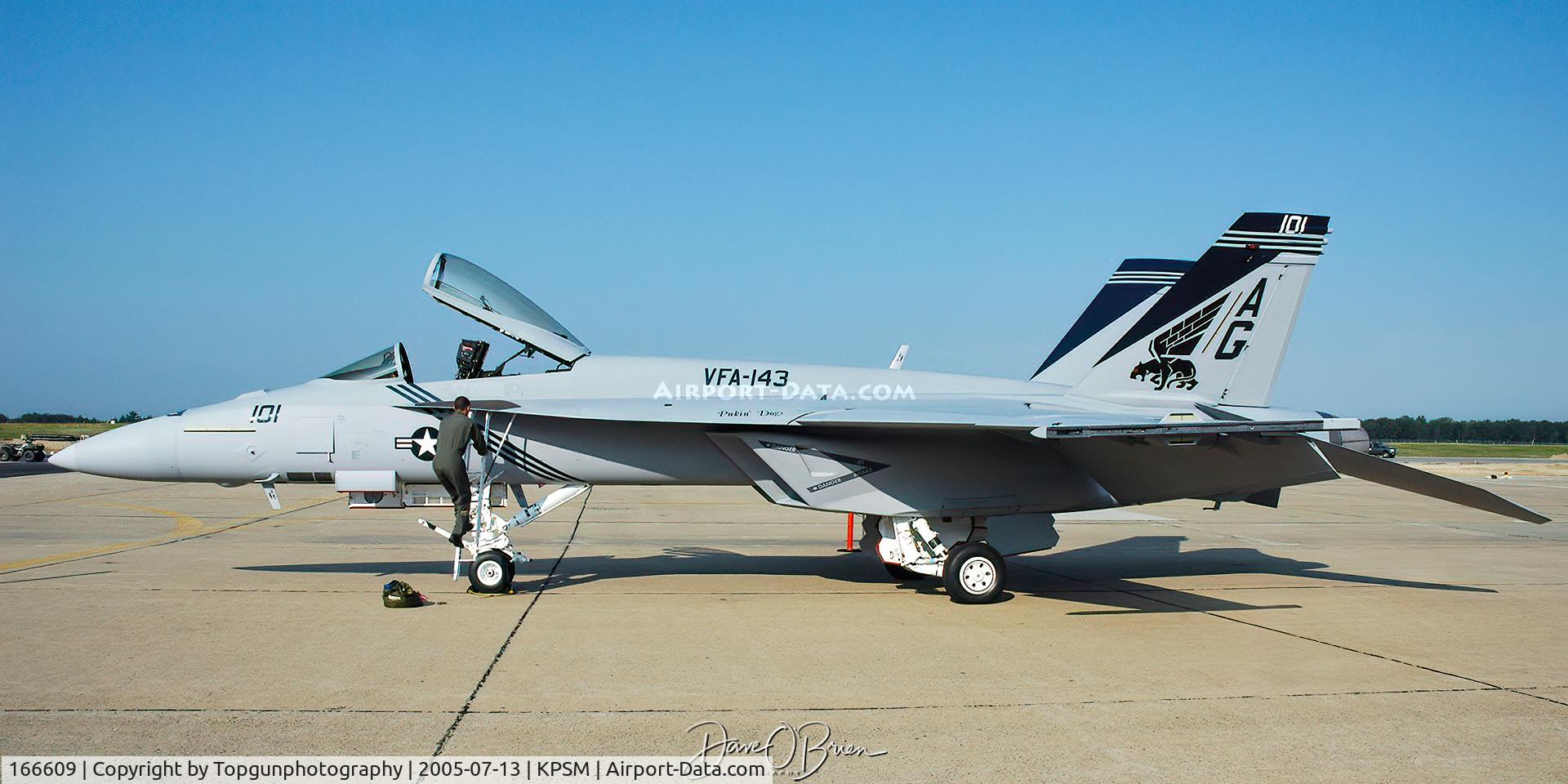 166609, Boeing F/A-18E Super Hornet C/N E105, DOG1, brand new Super Hornet being delivered to Oceana