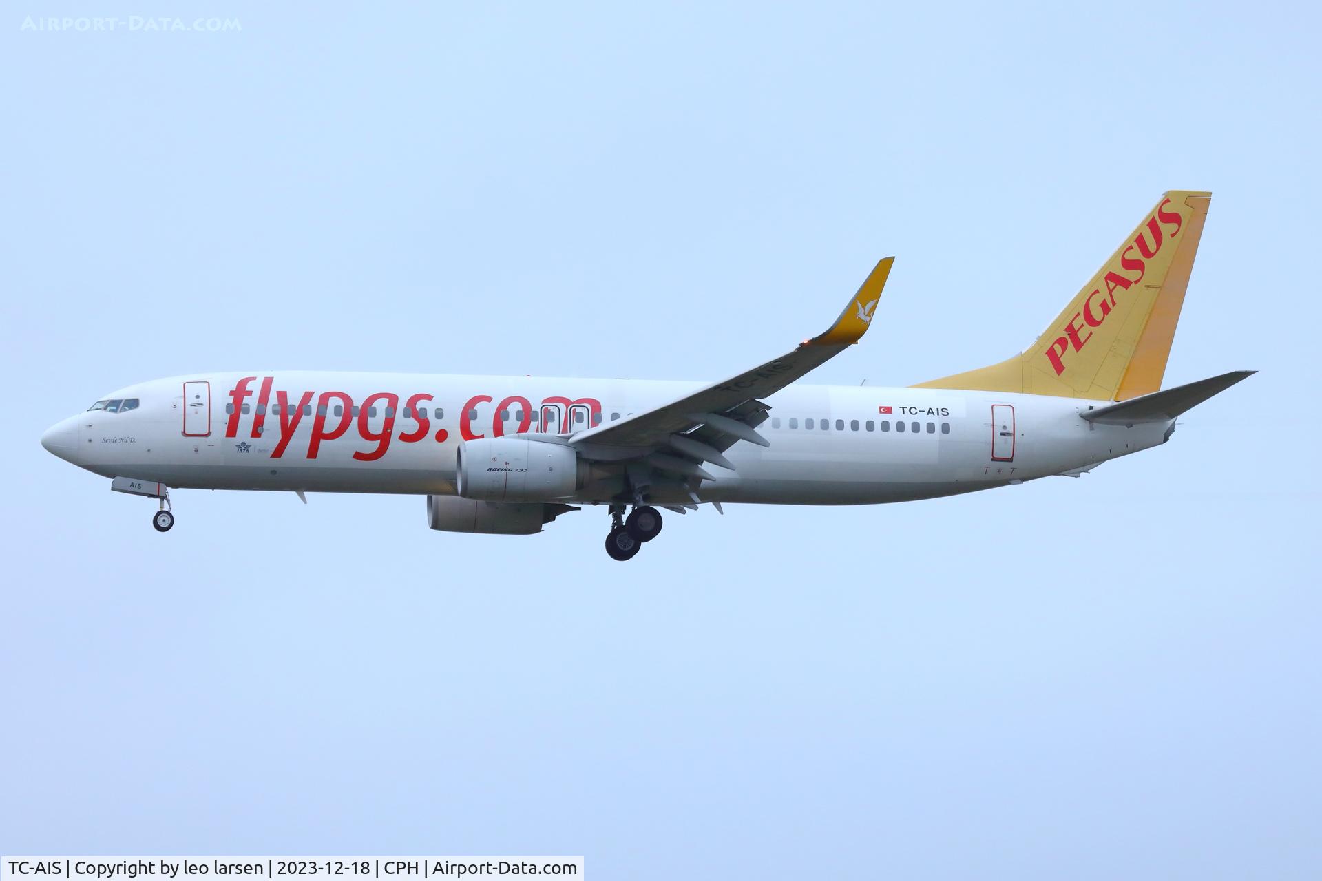 TC-AIS, 2011 Boeing 737-82R C/N 38174, Copenhagen 18.12.2023