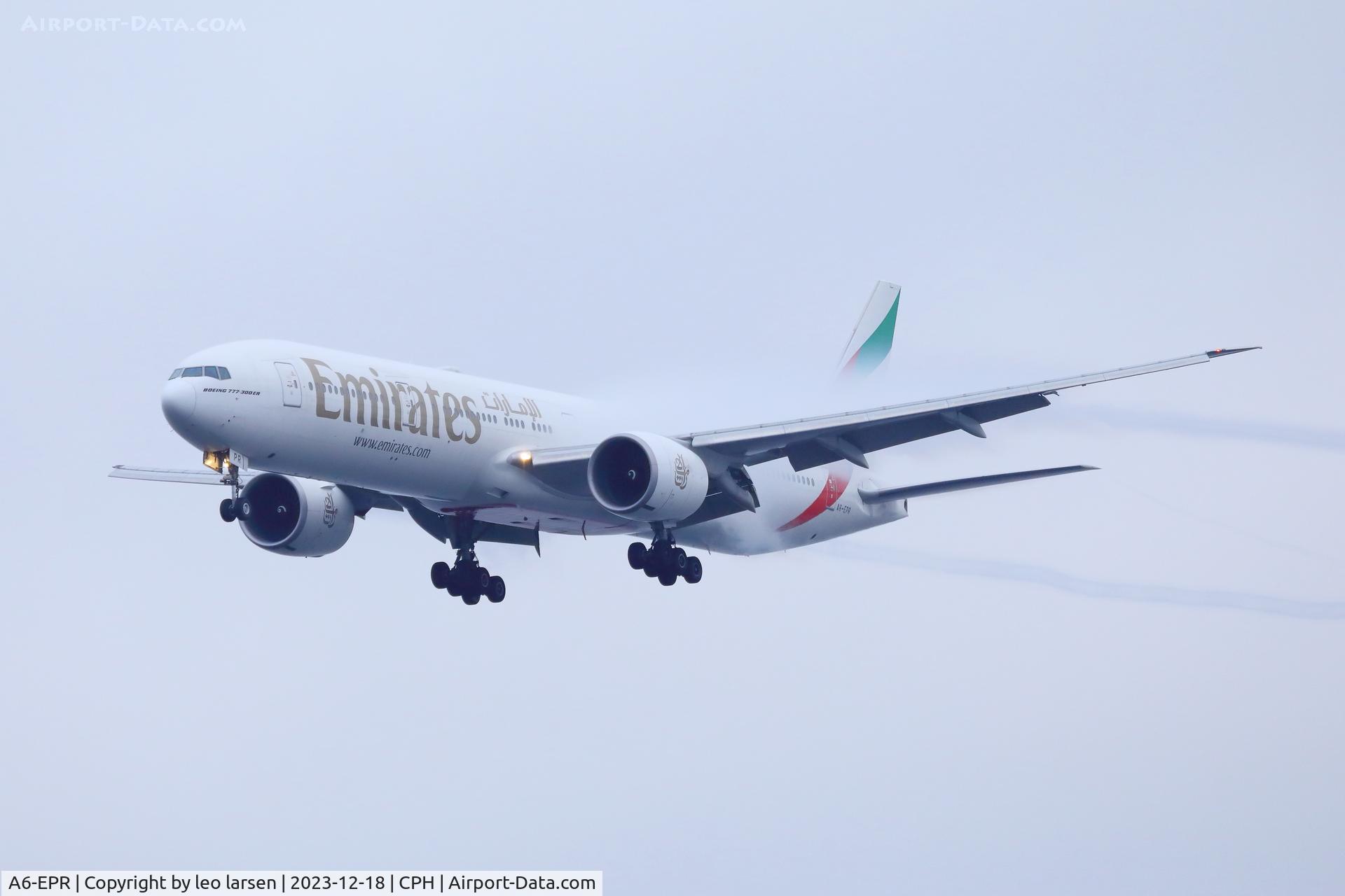 A6-EPR, 2016 Boeing 777-31H/ER C/N 42337, Copenhagen 18.12.2023