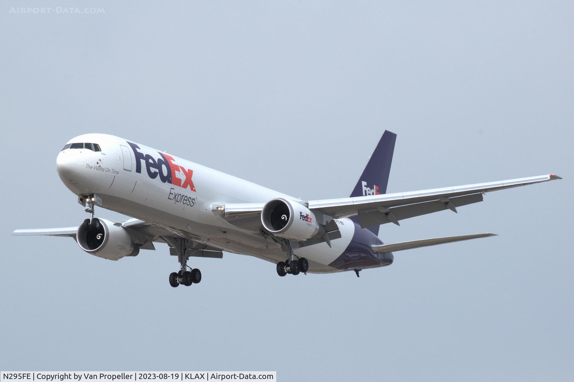 N295FE, 2023 Boeing 767-300F C/N 63130, Federal Express Boeing 767-300F on approach to LAX
