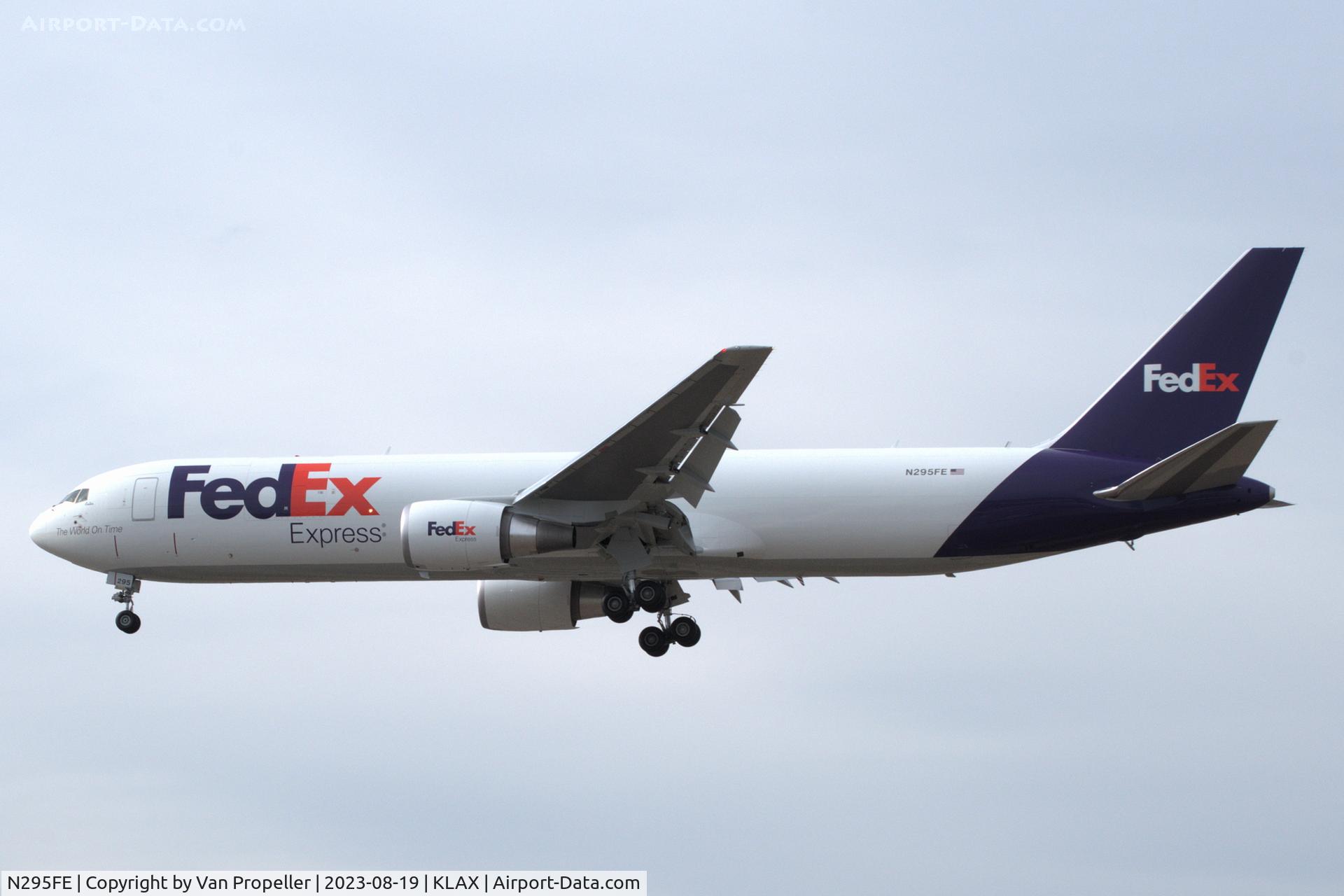 N295FE, 2023 Boeing 767-300F C/N 63130, Federal Express Boeing 767-300F on approach to LAX