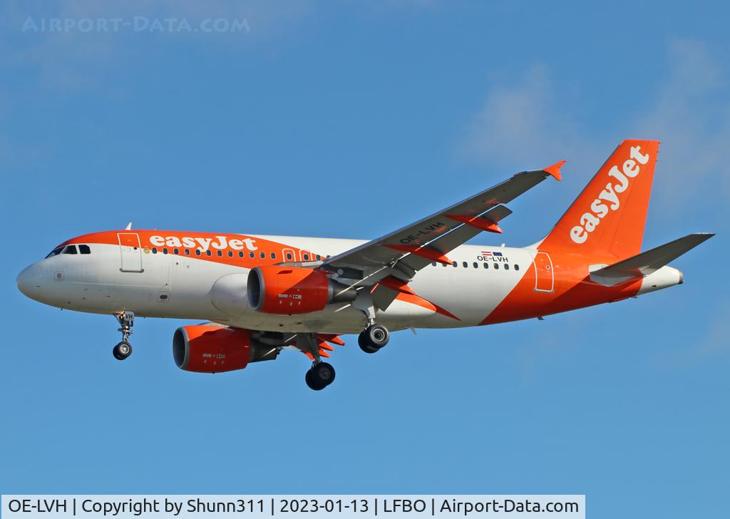 OE-LVH, 2006 Airbus A319-111 C/N 2777, Landing rwy 32L