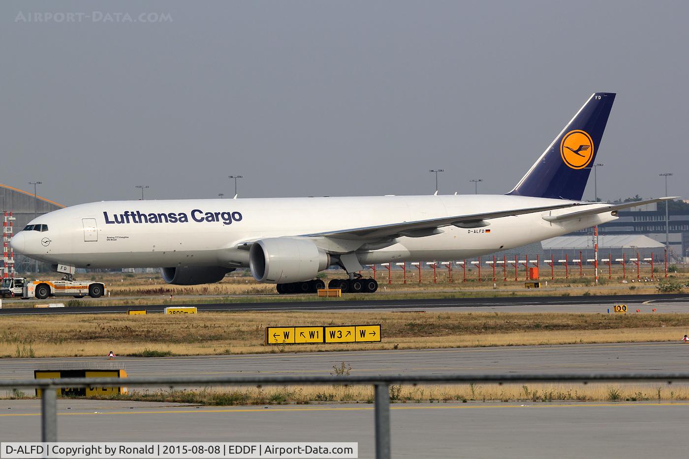 D-ALFD, 2014 Boeing 777-FBT C/N 41677, at fra