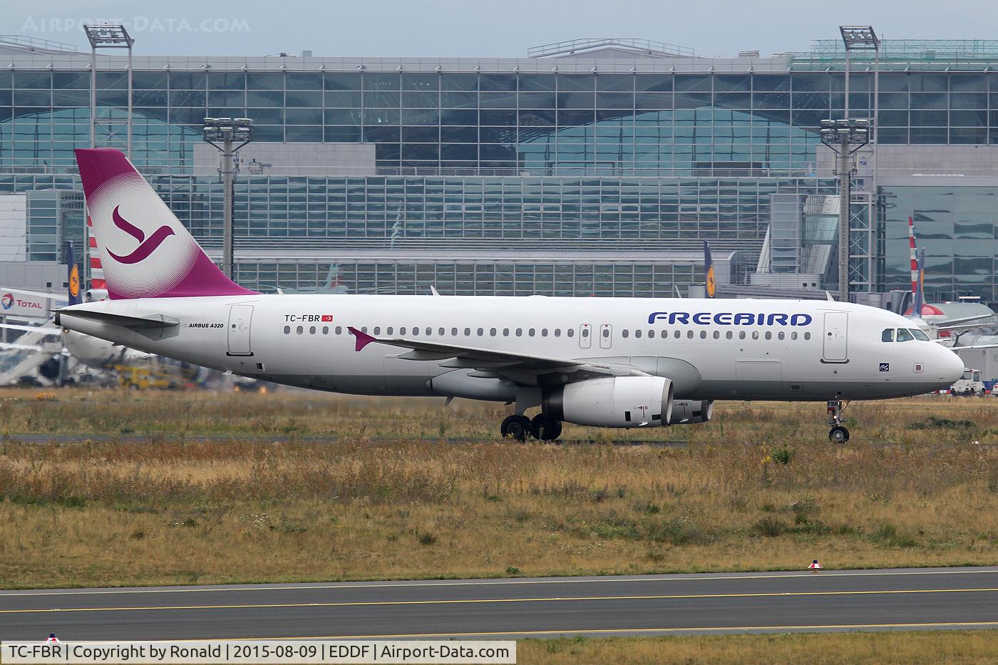 TC-FBR, 2005 Airbus A320-232 C/N 2524, at fra
