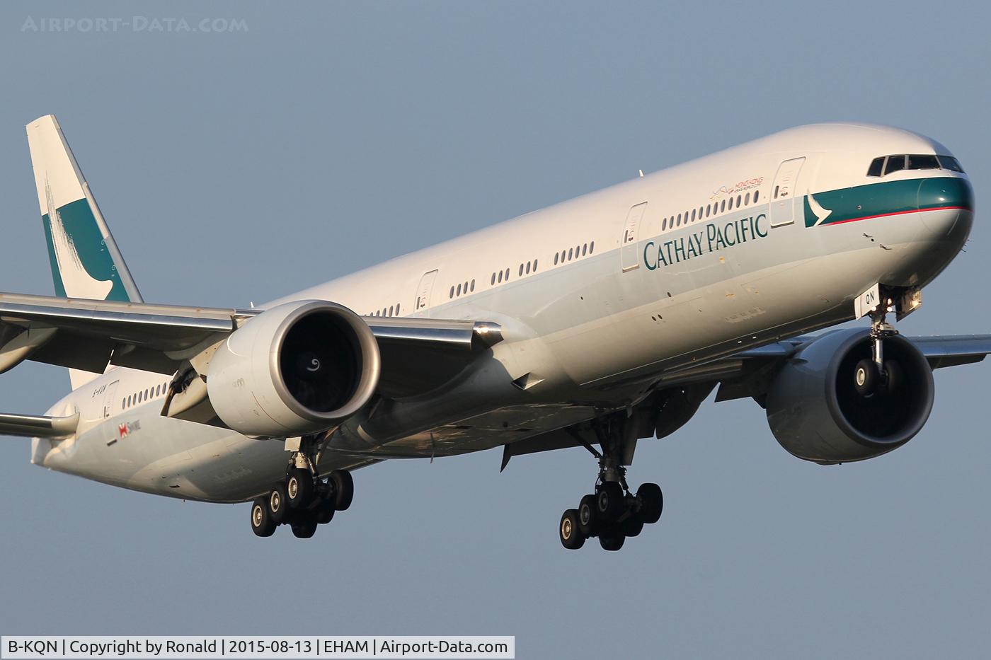 B-KQN, 2014 Boeing 777-367/ER C/N 41761, at spl