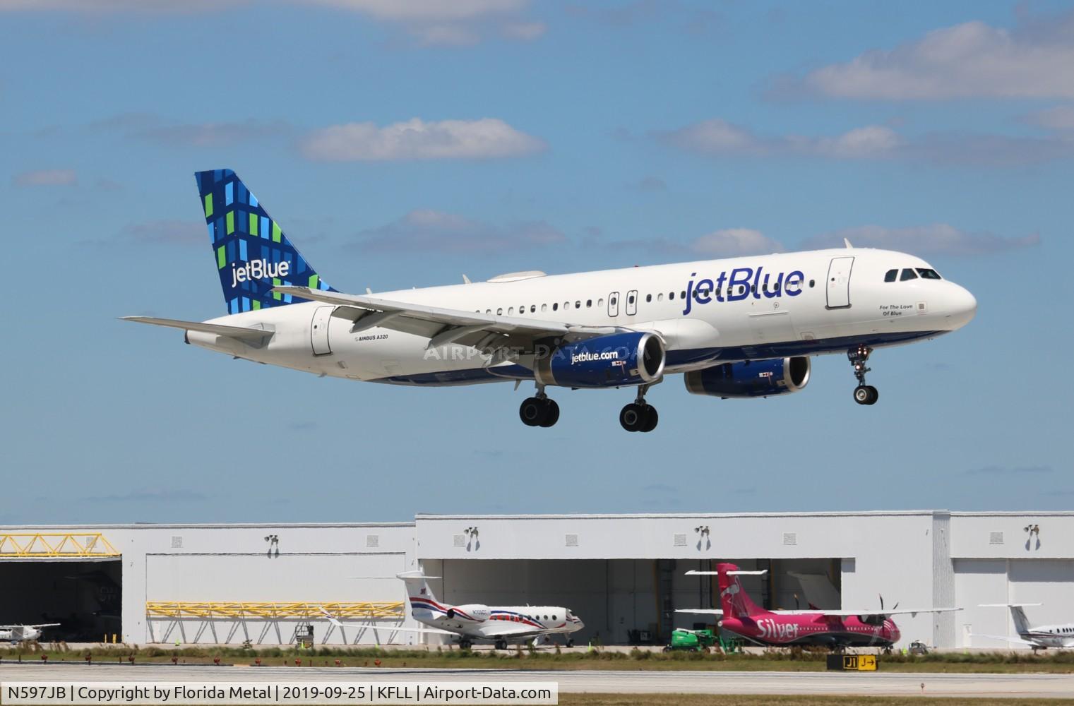 N597JB, 2004 Airbus A320-232 C/N 2307, JBU A320 zx