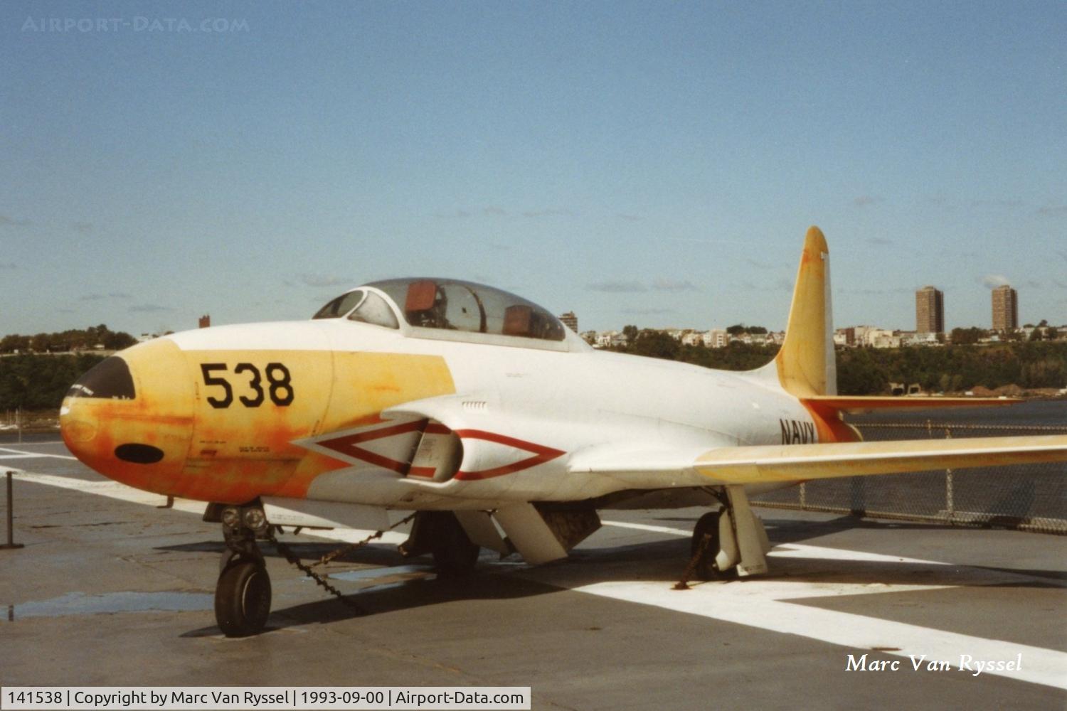 141538, 1955 Lockheed T-33B (TV-2 SeaStar) C/N 580-9594, 141538 on board of USS Intrepid at New York in 1993. Ex USAF 55-3053 & N13007.