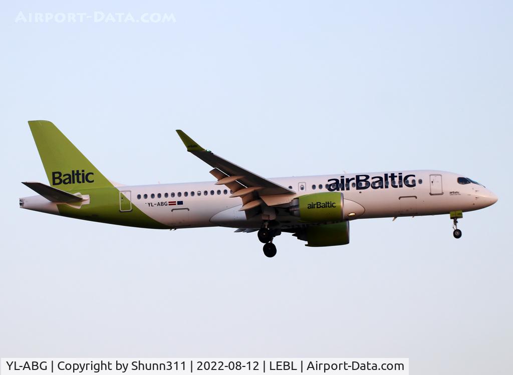 YL-ABG, 2022 Airbus A220-300 C/N 55154, Landing rwy 24R