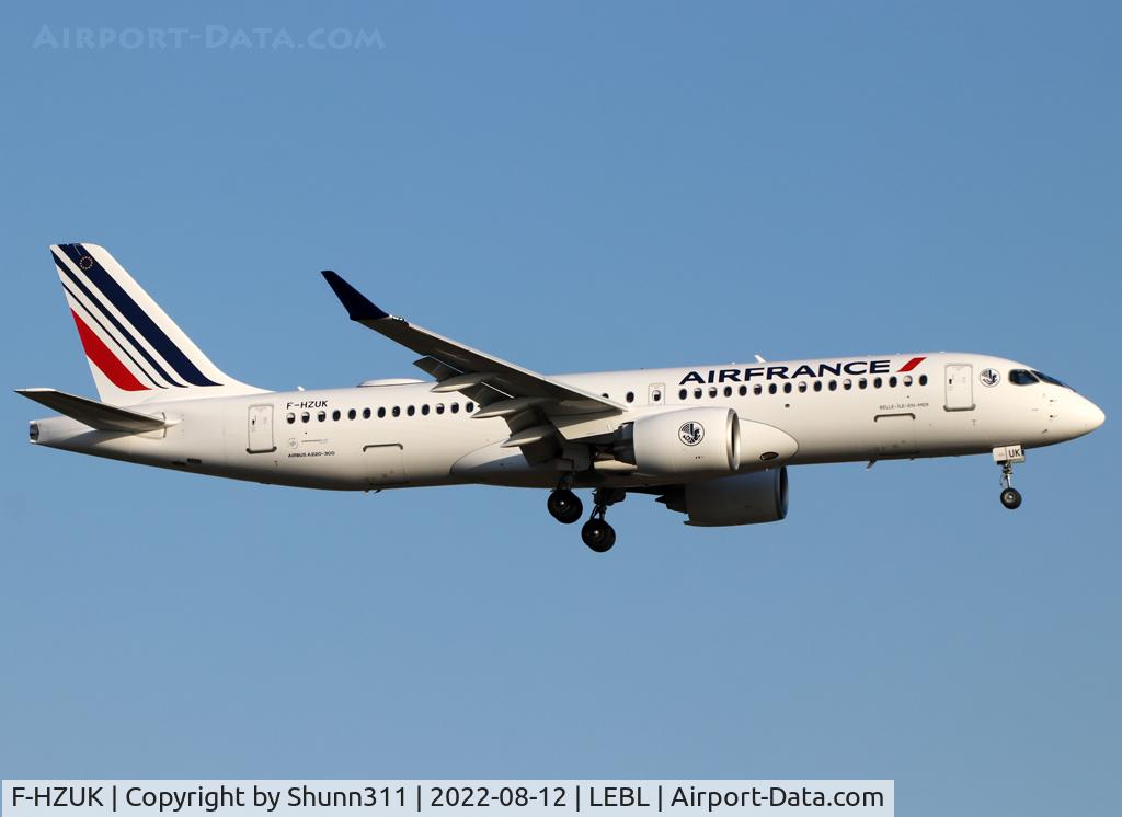 F-HZUK, 2022 Airbus A220-300 C/N 55173, Landing rwy 24R... Named 'Belle-Ile-en-Mer'