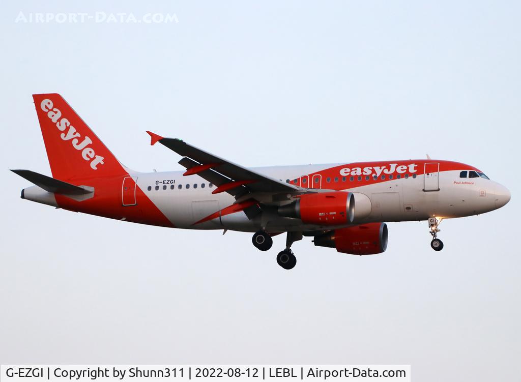 G-EZGI, 2011 Airbus A319-111 C/N 4693, Landing rwy 24R in new c/s... Named 'Paul Johnson'