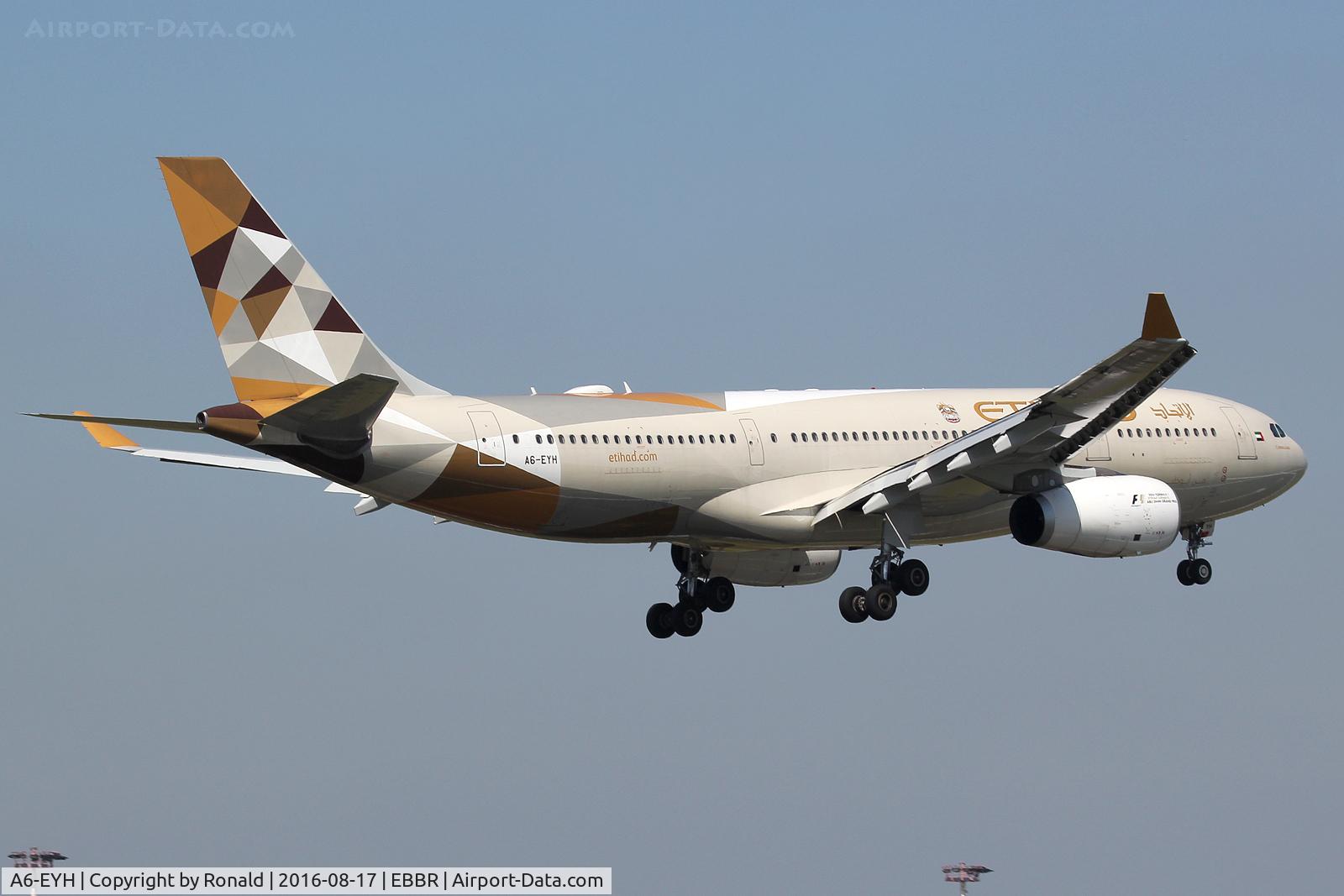 A6-EYH, 2006 Airbus A330-243 C/N 729, at bru