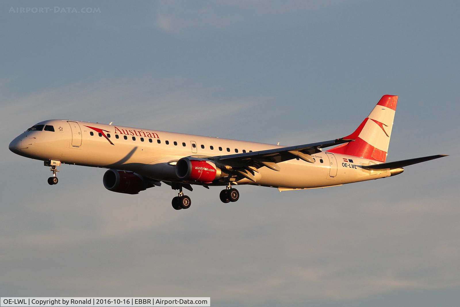 OE-LWL, 2012 Embraer 195LR (ERJ-190-200LR) C/N 19000532, at bru