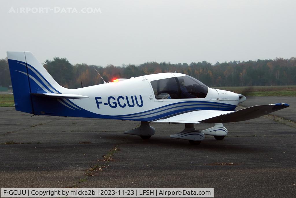 F-GCUU, Robin DR-400-140B Major C/N 1533, Taxiing