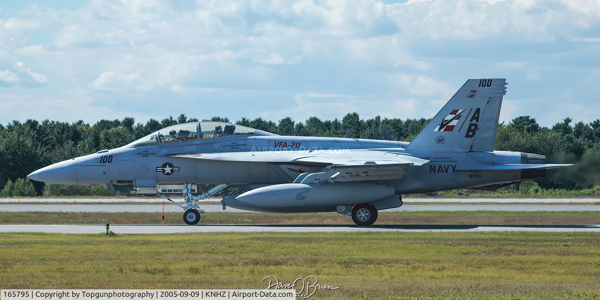 165795, Boeing F/A-18F Super Hornet C/N 1522/F021, Static Arrival NASB air show 2005