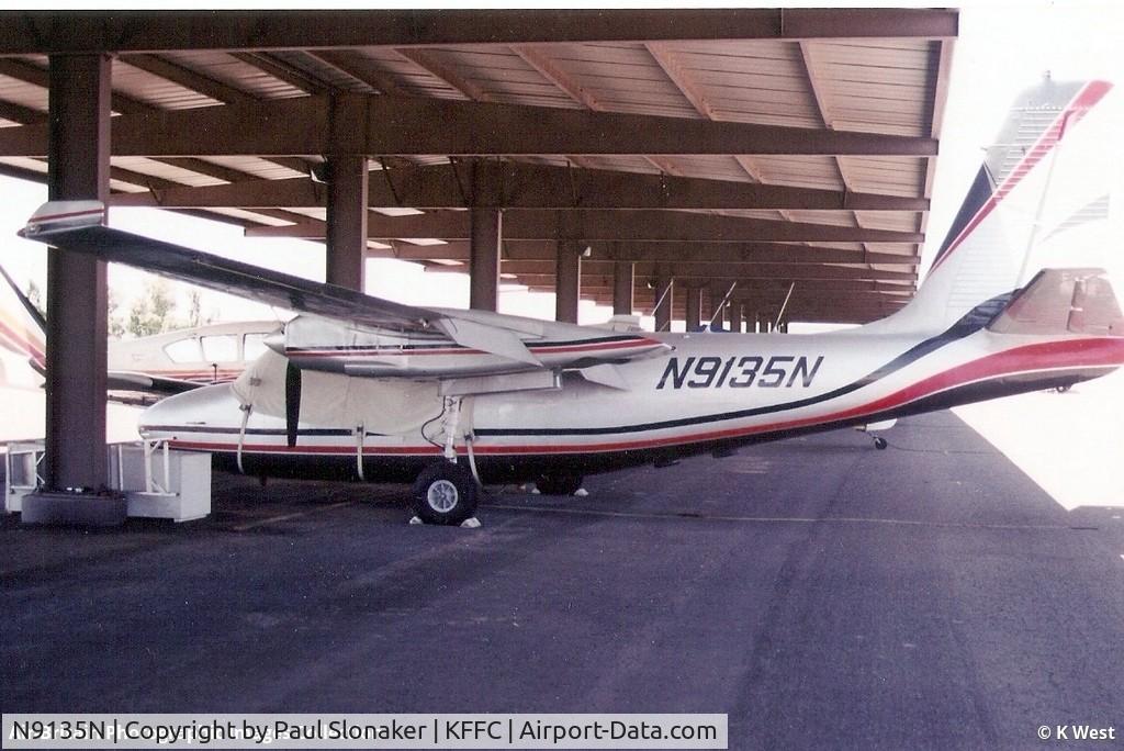 N9135N, 1962 Aero Commander 500-B C/N 1269-92, This 500B Commander use to be based years ago in Nacogdoches, Texas and belonged to the Wright family. I have been in it many times back in the 1970's. It has a new paint scheme now.