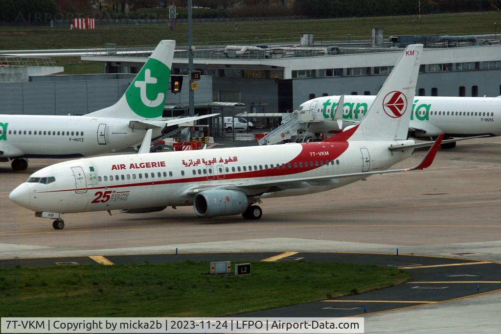 7T-VKM, 2016 Boeing 737-8D6 C/N 60749, Taxiing