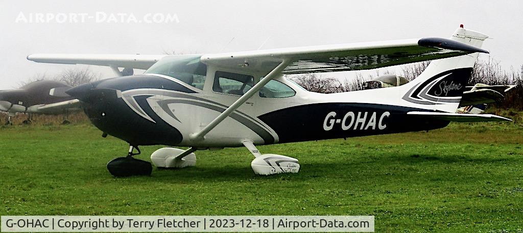 G-OHAC, 1977 Reims F182Q Skylane C/N 0048, At Enstone