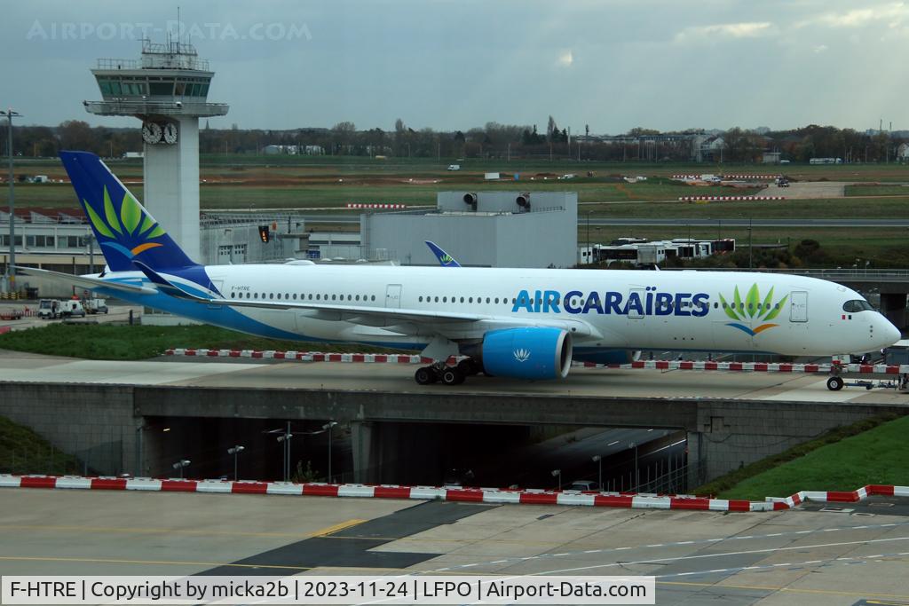 F-HTRE, 2019 Airbus A350-941 C/N 327, Taxiing