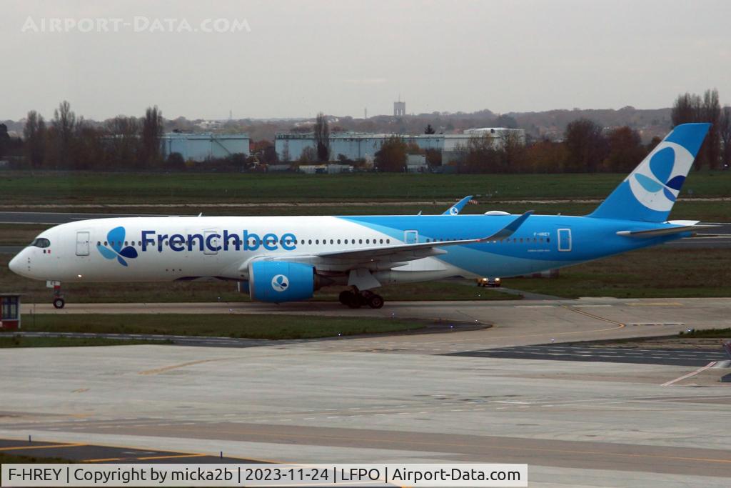 F-HREY, 2019 Airbus A350-941 C/N 325, Taxiing